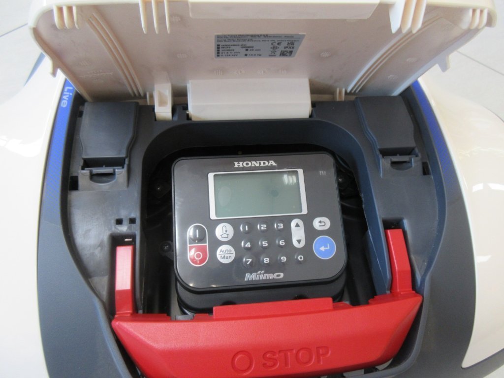 Honda Rasenroboter Miimo HRM 4000 EC 190384522 © GM Bilder
