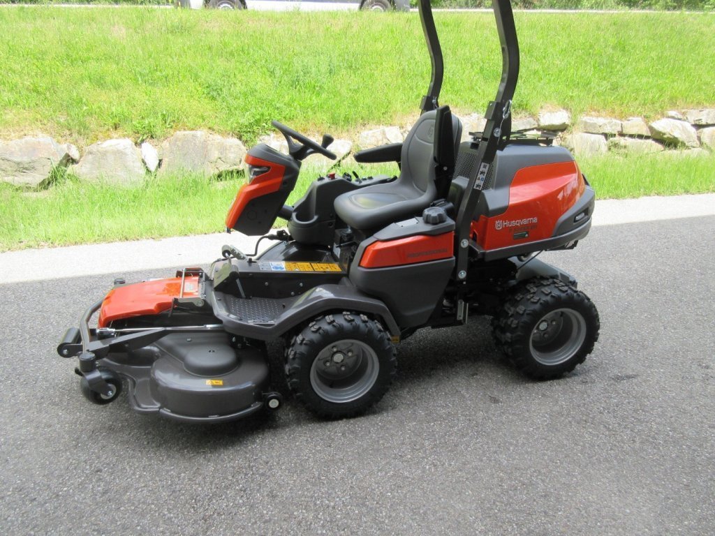 Husqvarna RIDER P 524 XR EFI mit Funkfernsteuerung inkl. Mähdeck 122 X Husqvarna 190399810 © GM Bilder