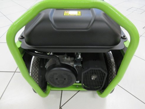 Hartner Stromerzeuger PX 5000 190411083 © GM Bilder