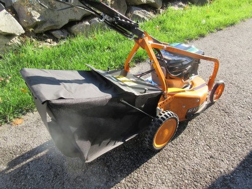 Hochfilzer Akkurasenmäher AS 531 E Pro Cut B 190411621 © GM Bilder