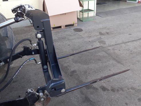 Stekro Rahmen für Ballen hydraulisch 190440885 © GM Bilder