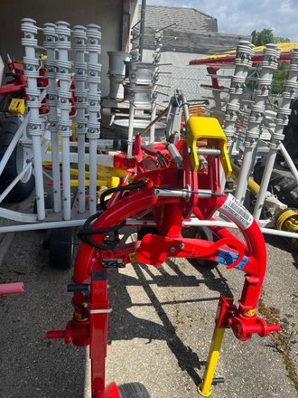 [10141-190424730.jpg]