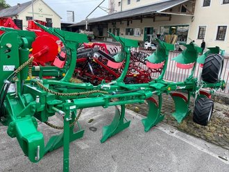 [10141-190427980.jpg]