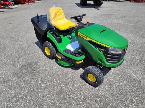 John Deere X147R 190244474 © GM Bilder