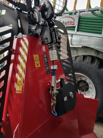 [3206-190305340.jpg]