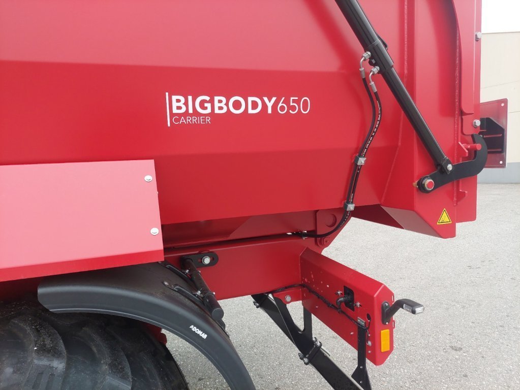 KRAMPE Tandem Wannenkipper BigBody 650 Carrier 190267944 © GM Bilder