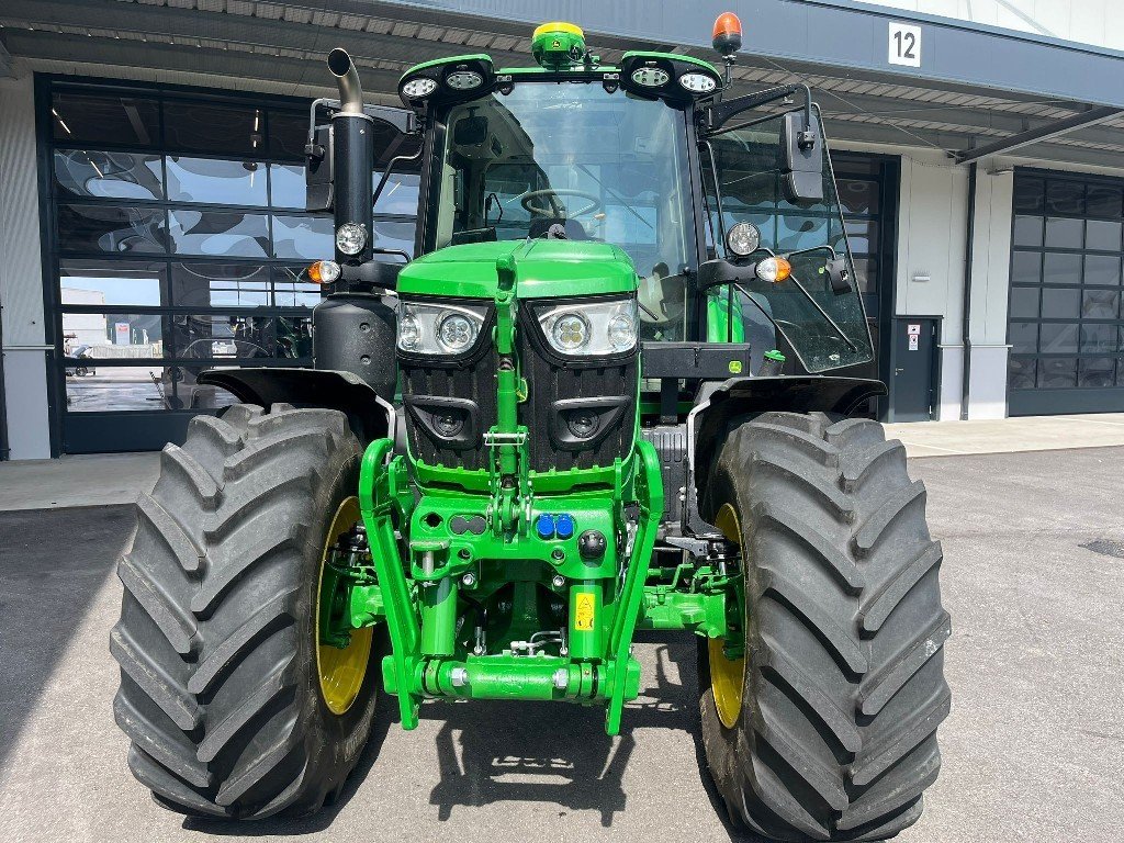 John Deere 6M 150 3213_L81000312_1 © GM Bilder