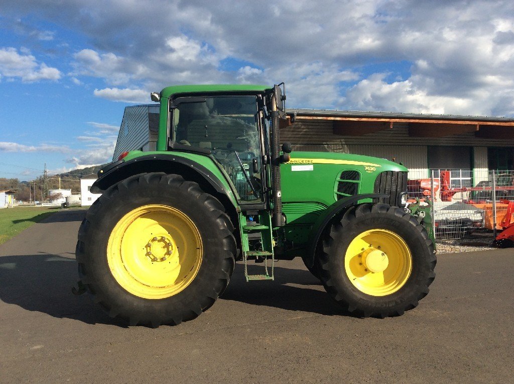 John Deere 7430 Premium 3229_L212413414_3 © GM Bilder