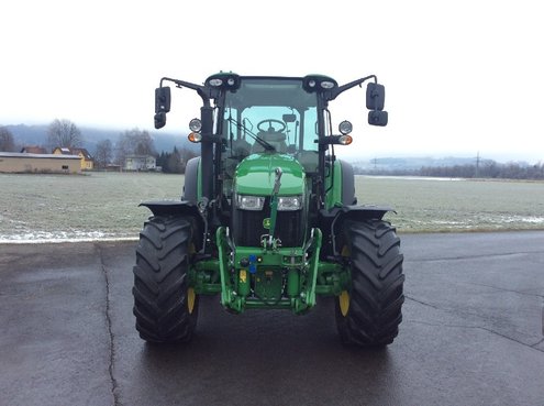 John Deere 5125 R 3229_L212414540_1 © GM Bilder