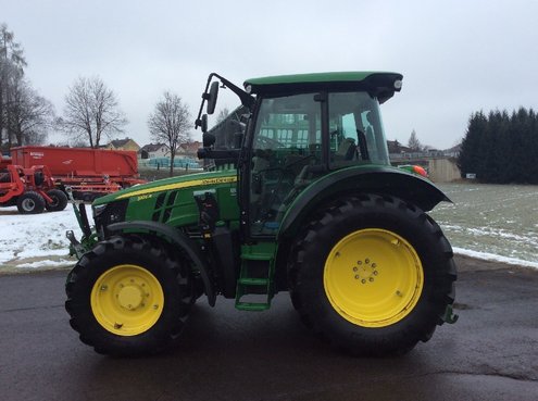John Deere 5125 R 3229_L212414540_7 © GM Bilder