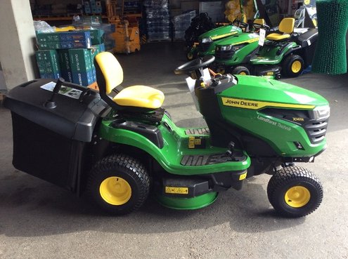 John Deere X 147 R 3229_L212610302_3 © GM Bilder