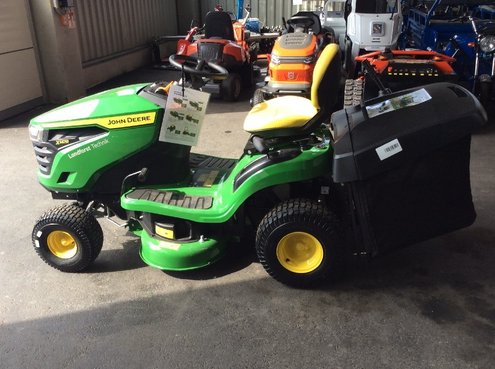 John Deere X 147 R 3229_L212610302_6 © GM Bilder