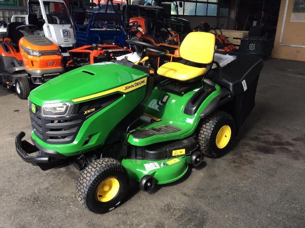 John Deere X167R 3229_L212610317_0 © GM Bilder