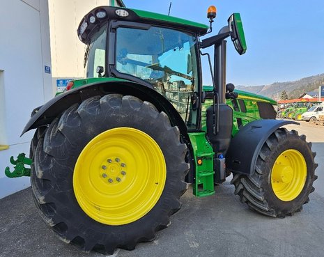 John Deere 6R 165 3258_LM231848_11 © GM Bilder
