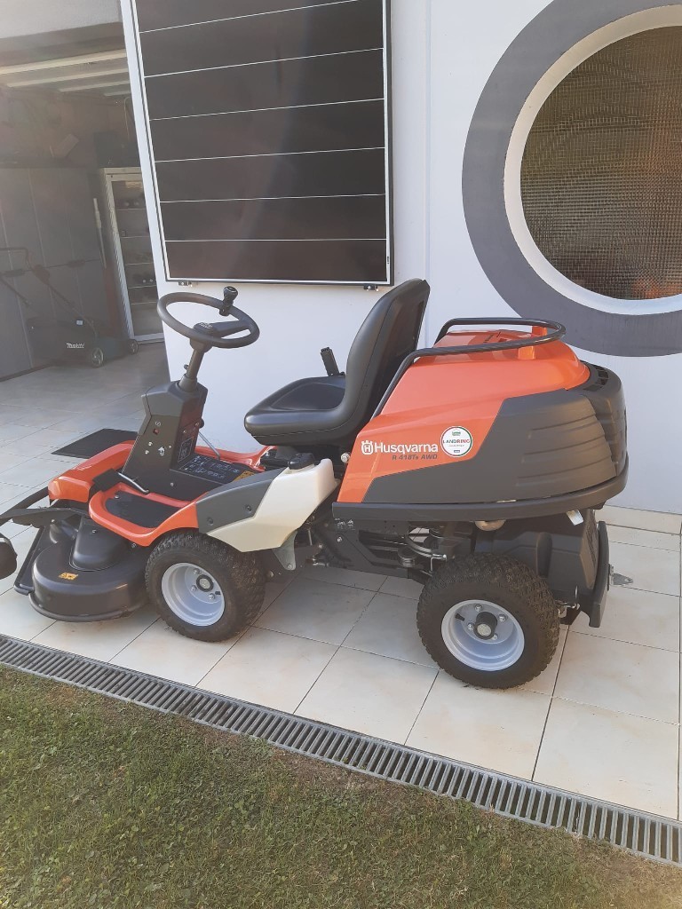 Husqvarna Rider R418Ts AWD Garten und Kommunal Gebrauchtmaschinen