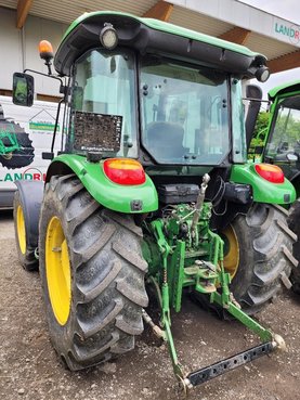 John Deere 5075 E 3270_35048712_2 © GM Bilder