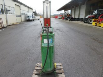 [7455-l79000236-0.jpg]