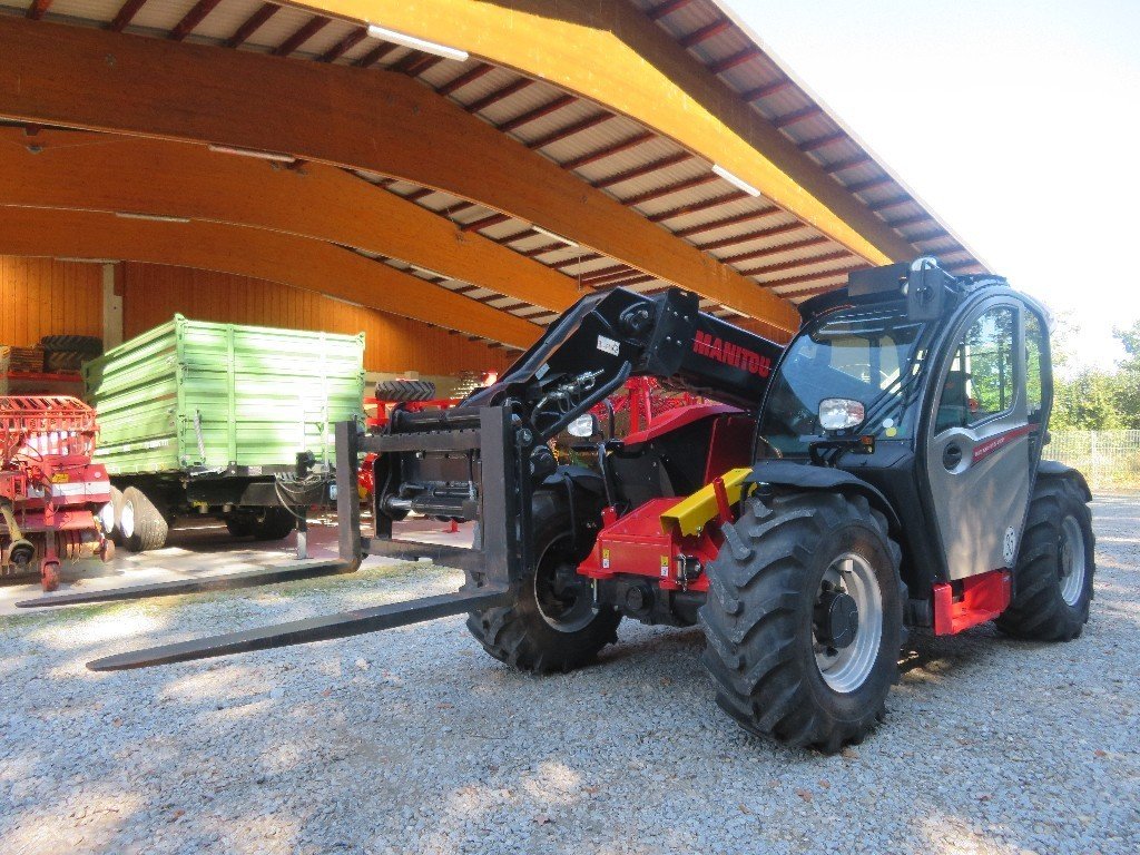 Manitou MLT 630-105D 7455_L87000502_0 © GM Bilder