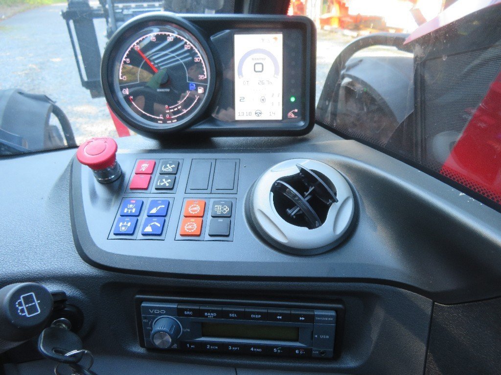 Manitou MLT 630-105D 7455_L87000502_17 © GM Bilder