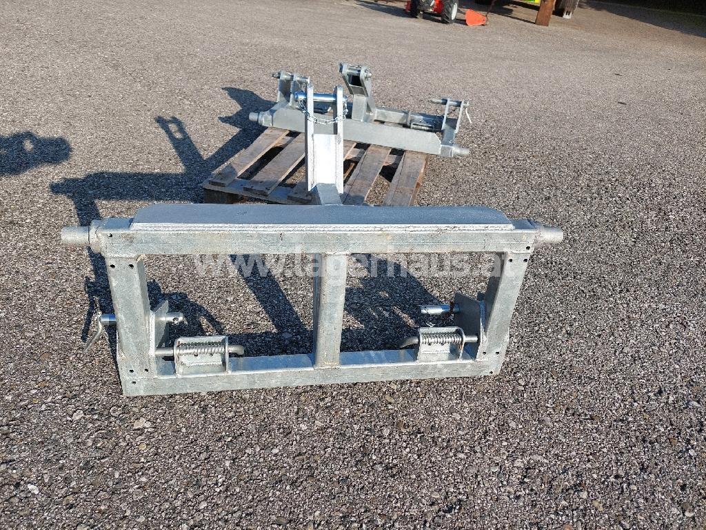 Fliegl ADAPTER DREIPUNKT AUF EURO 3206-9363402-0 © GM Bilder