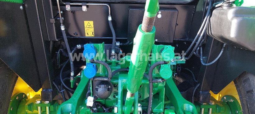 John Deere 5075E 3206-9363442-4 © GM Bilder