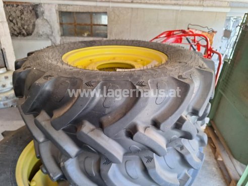 Diverse RÄDER ZU JOHN DEERE TRAKTOR 5058E 3290-19032363-1 © GM Bilder