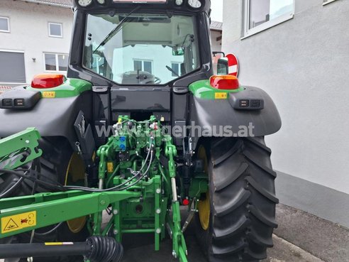 John Deere 6120 M 3290-19032411-2 © GM Bilder