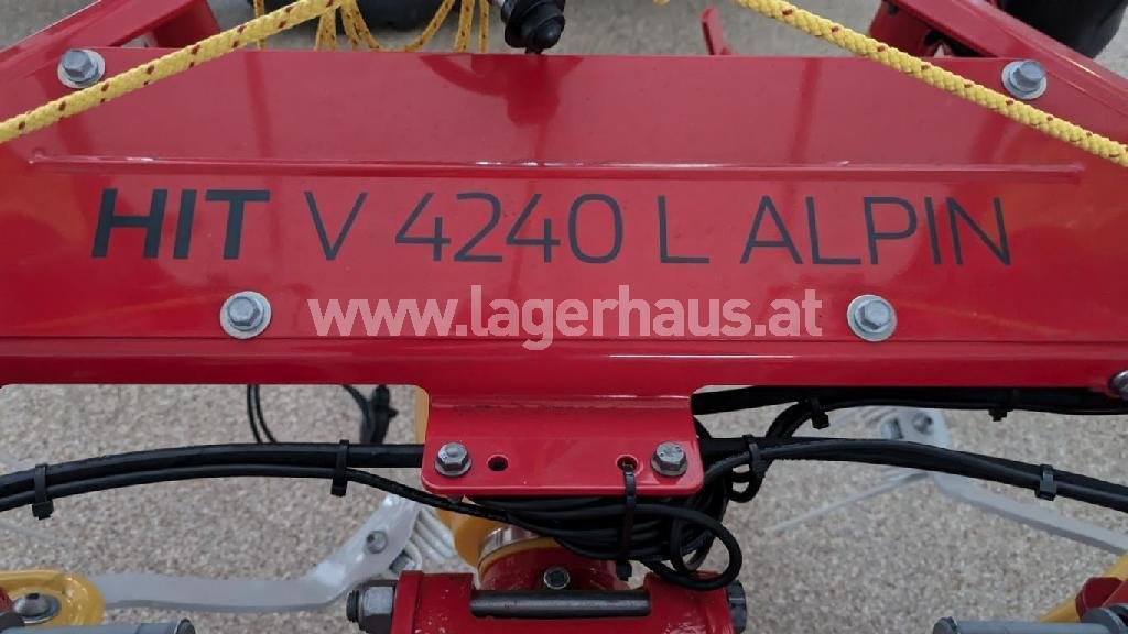 PÃ¶ttinger HIT V 4240 L ALPIN 3290-19036129-4 © GM Bilder