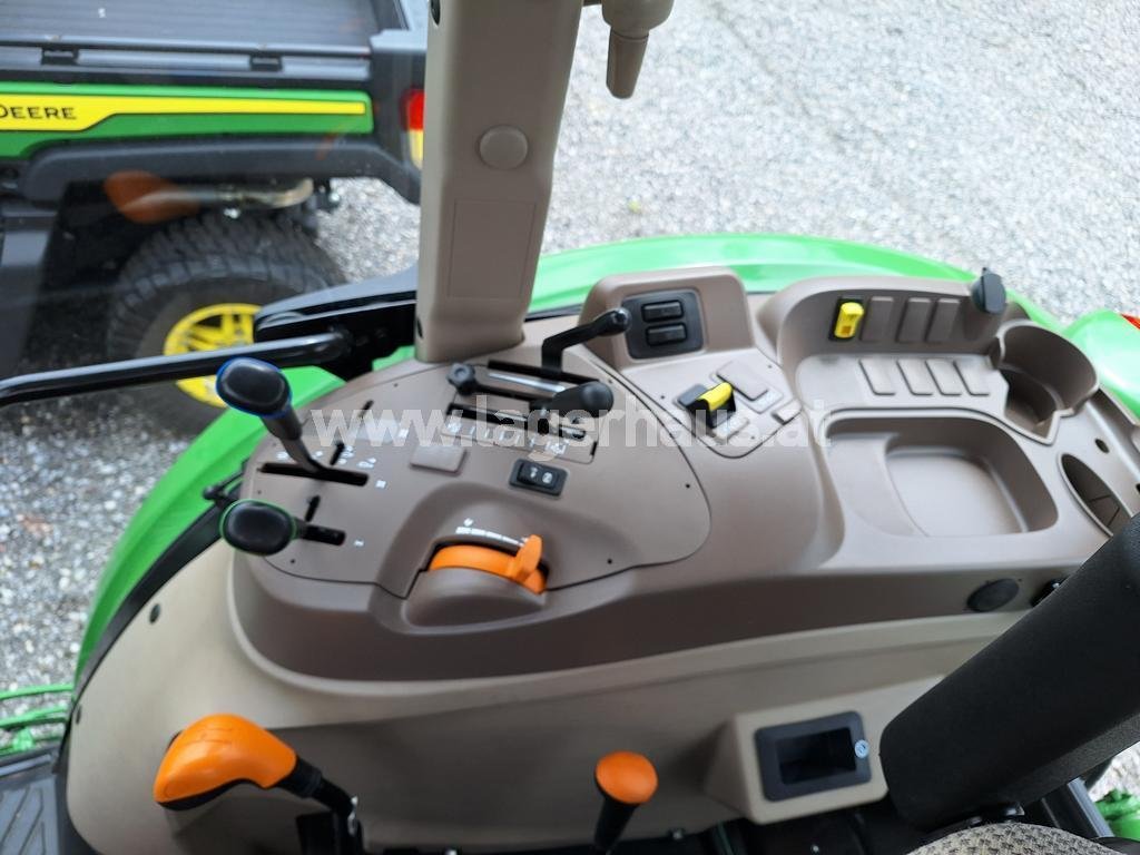 John Deere 5058E 3290-19037575-4 © GM Bilder