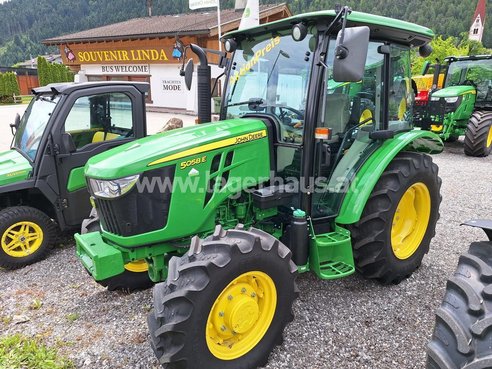 John Deere 5058E 3290-19037575-6 © GM Bilder