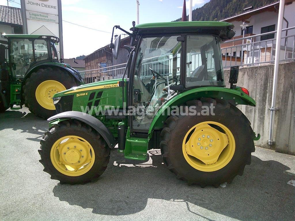 John Deere 5058 E 3290-5970785-3 © GM Bilder