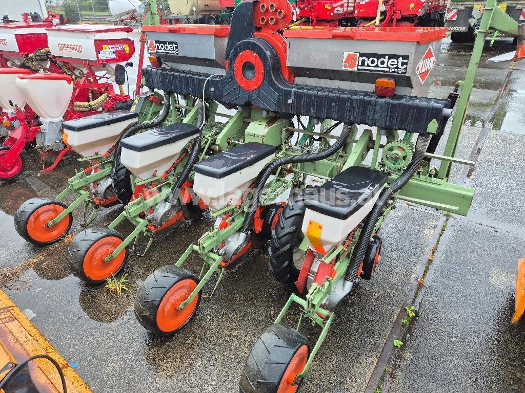 Kuhn NODET MAISSETZGERÄT 3559-19037148-1 © GM Bilder