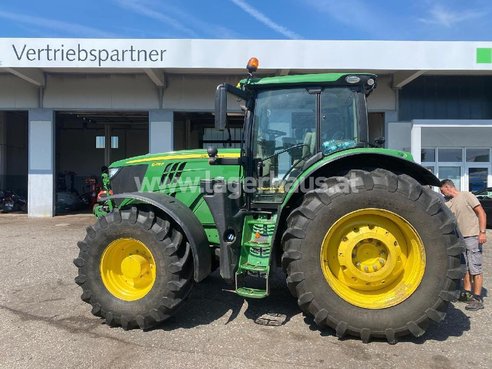 John Deere 6215 R 3559-19037898-1 © GM Bilder