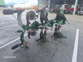 [3559-19038392-0.jpg]