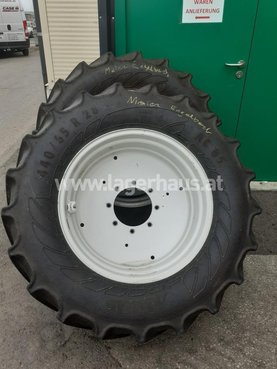 Mitas 440/65R28 AC85 MIT FELGE - PRIVAT 3728-5991518-6 © GM Bilder