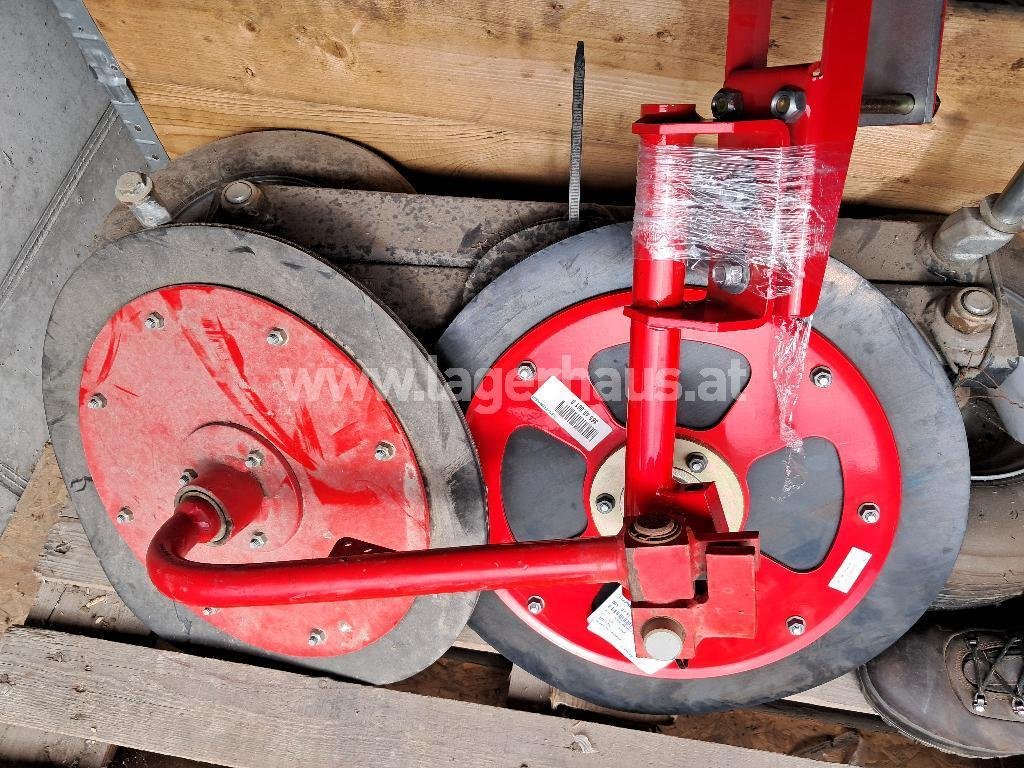 PÃ¶ttinger SCHWADSCHEIBE AUSSEN ZU NOVADISC 265 + 305 3728-5991596-0 © GM Bilder