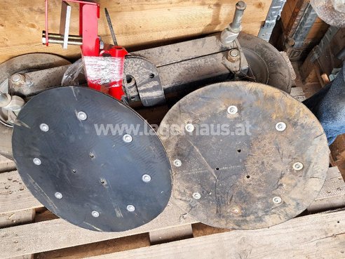 PÃ¶ttinger SCHWADSCHEIBE AUSSEN ZU NOVADISC 265 + 305 3728-5991596-2 © GM Bilder