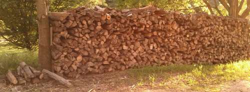 Brennholz für Ofen und Kamin spalten | Lagerhaus Landmarkt