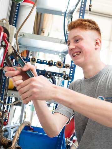 Starte deine Lehre als Installations- Gebäudetechniker/in! © RWA