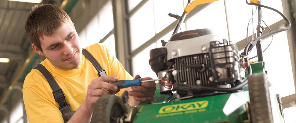 Rasenmäherservice © Archiv