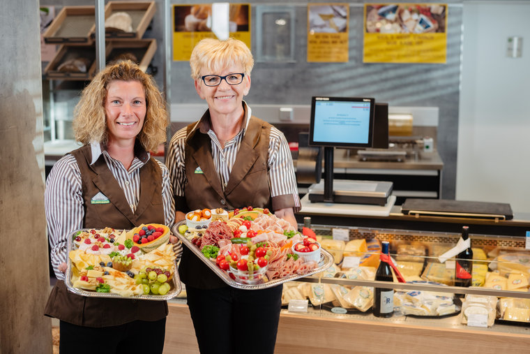 Lagerhaus SPAR Genussmarkt.jpg Lagerhaus SPAR Genussmarkt.jpg